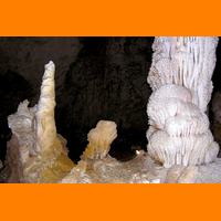 tropfsteine_grotte_toirano.jpg